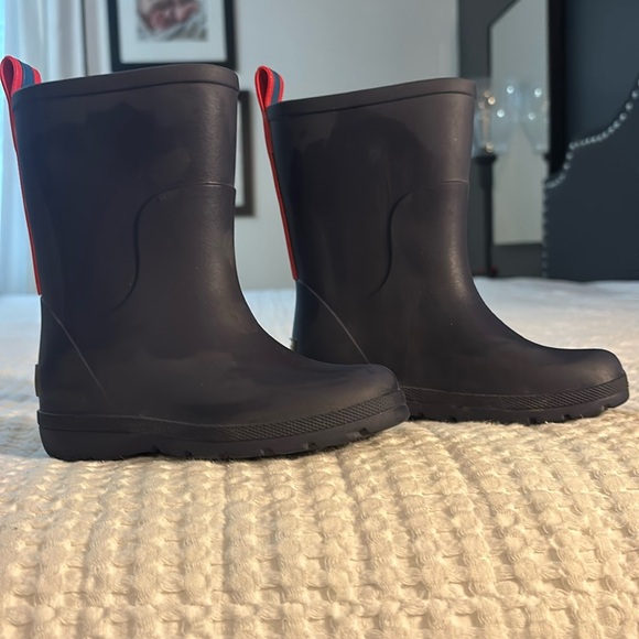 Totes toddler rain boots - size 7-8 - Picture 1 of 3